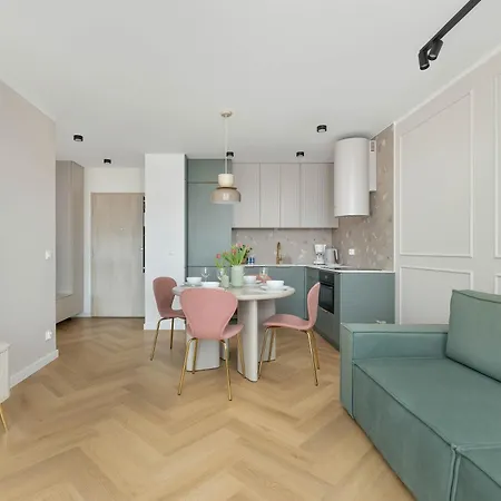 Apartment Kolumba Charming With Balcony & Parking In By Renters Kolobrzeg