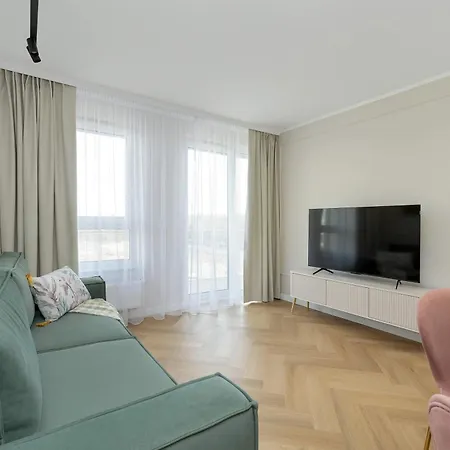 Kolumba Charming With Balcony & Parking In By Renters *