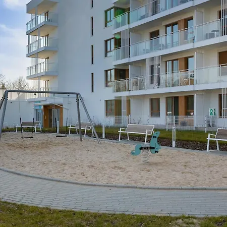Kolumba Charming With Balcony & Parking In By Renters Kolobrzeg