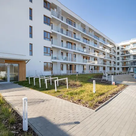 Kolumba Charming With Balcony & Parking In By Renters Kolobrzeg